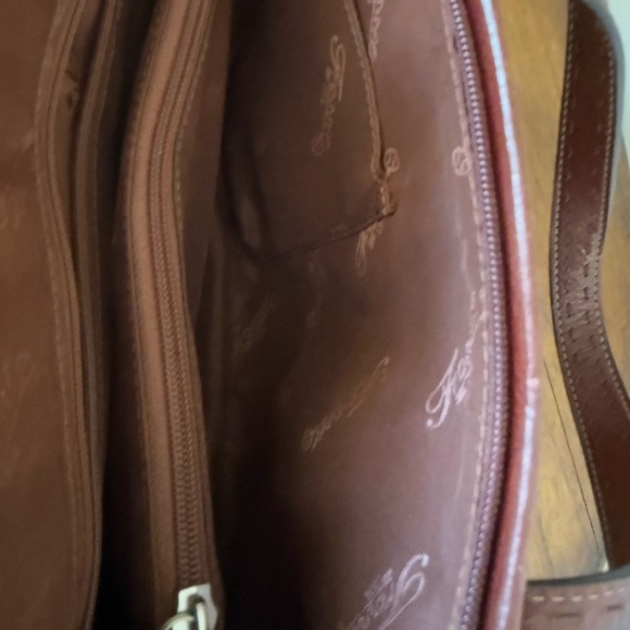 Beautiful Vintage Chestnut Brown Fossil 100% Leather Handbag Purse - Picture 10 of 14